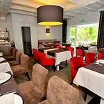 Hotel Logis Le