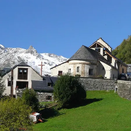 Hotel Logis Le Bareges