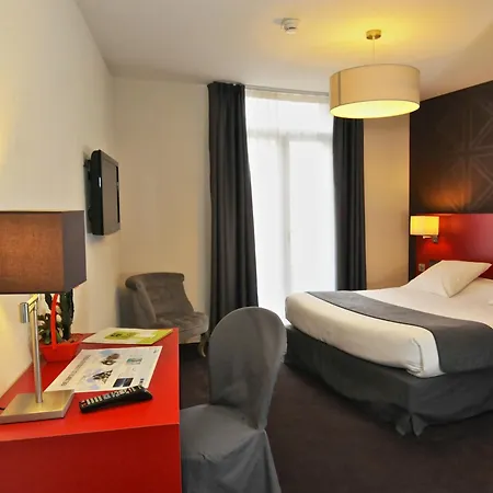ホテル Logis Le 3*
